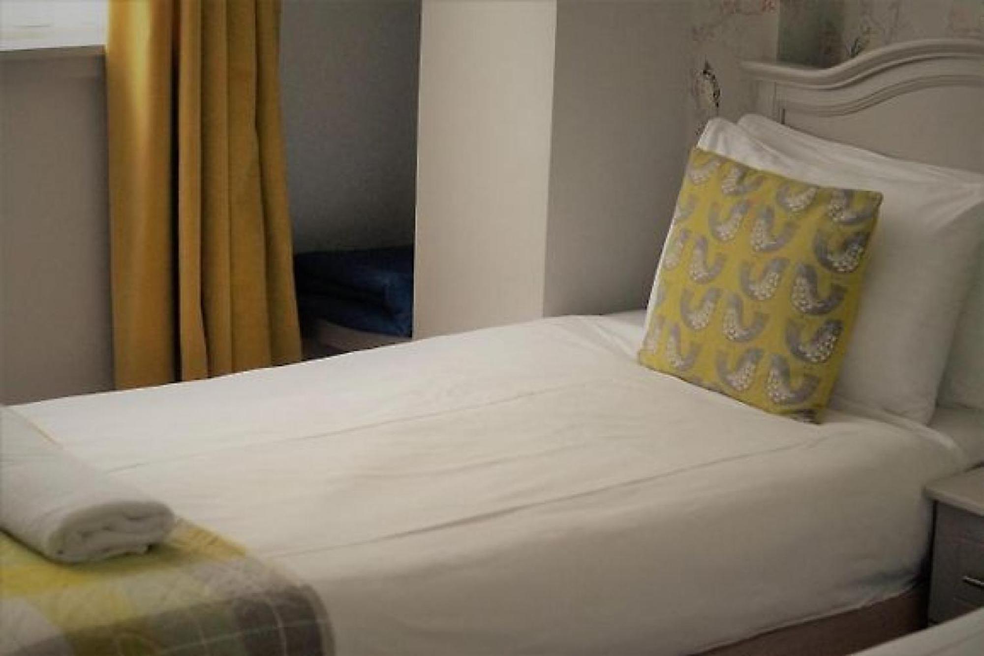 The Waterfront Townhouse Accommodation Kilkenny Eksteriør billede