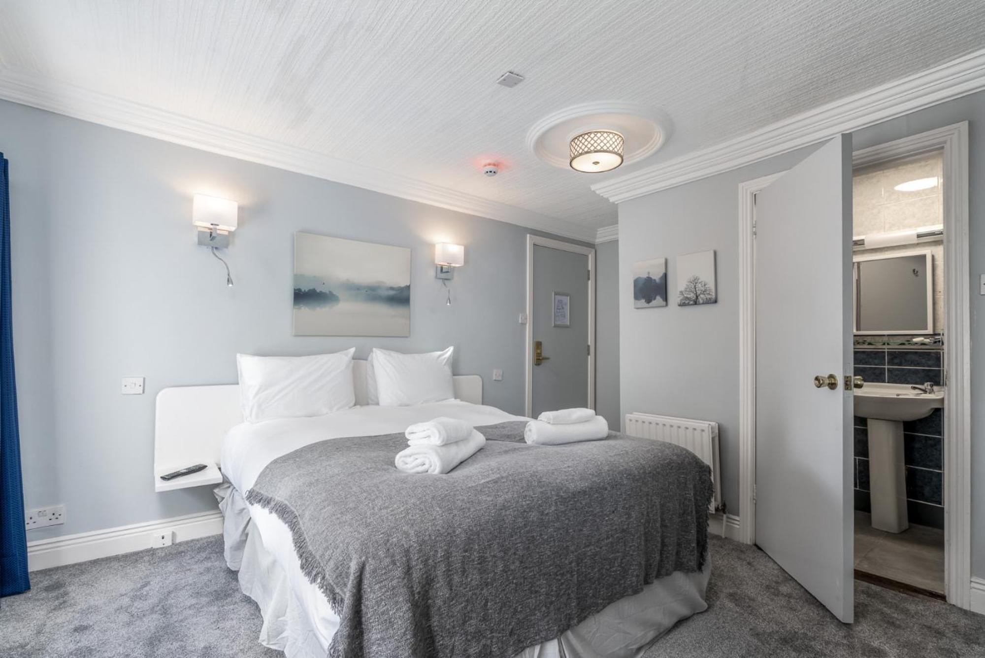 The Waterfront Townhouse Accommodation Kilkenny Eksteriør billede